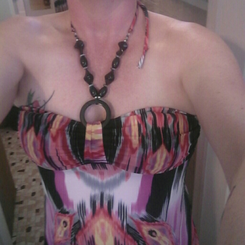 Dress - Picture 5 of 8
